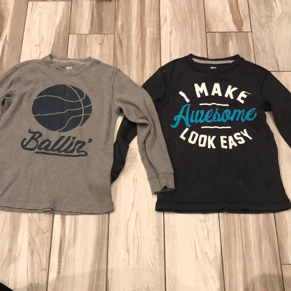 Boys (2) long sleeve medium tee